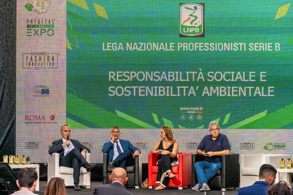 2024 Phygital Sustainability Expo® 台上的讲者
