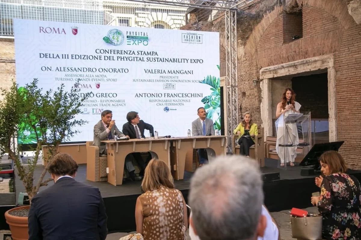 2024 Phygital Sustainability Expo® 台上的讲者